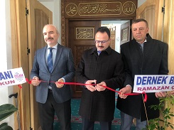 Kaymakamımız Sayın Hakan ALKAN Üzümlü Köyü Yeni Mahalle Camii Açılışına Katıldı.