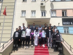 19 Mayıs Gençlik Haftası Etkinlikleri Kapsamında Branşlı Sporcular Kaymakamımız Sayın Hakan ALKAN’ı Makamında Ziyaret Ettiler
